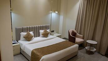 THE HOLY AWADH HOTEL