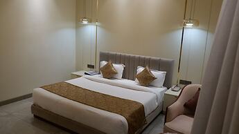 THE HOLY AWADH HOTEL