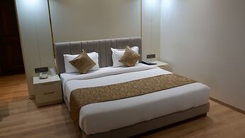 THE HOLY AWADH HOTEL