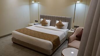 THE HOLY AWADH HOTEL