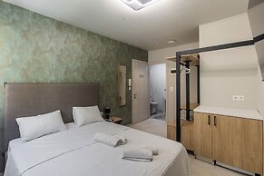 Noima Luxury Suites