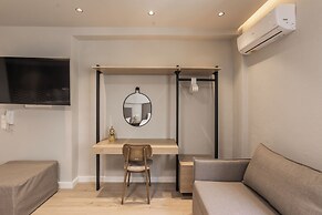 Noima Luxury Suites