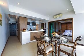 Beachfront 2 bed Condo with Seaview BW2