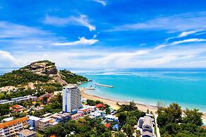 Beachfront 2 bed Condo with Seaview BW2