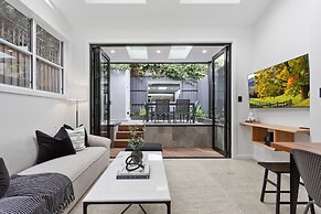 Charming 3-bed Cottage With a Courtyard