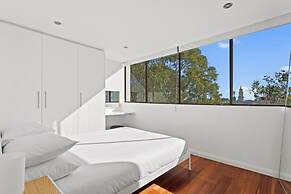 Prime Location 2-bed Apartment With Parking