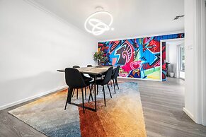 4-bed Family Home With Spacious Backyard and BBQ