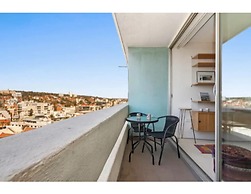 Beachside Paradise - Ocean Views, Central Position