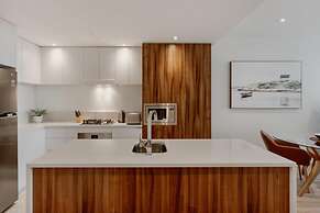 Center 1-bed With Gym, BBQ and Stunning Views