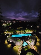 Center 1-bed With Gym, BBQ and Stunning Views