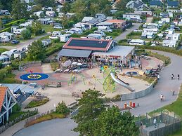Modern Holiday Home Near Beach