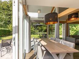 Modern Holiday Home Near Beach