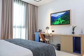 MH HOTEL