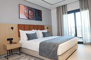 MH HOTEL
