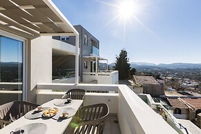 Three Moirai Villa With 2 Heated Pools