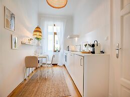 Arcadio Home - City Comfort