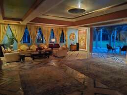 Private Luxury Villa With Hotel Services