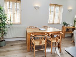 Hideaway Cottage No 1