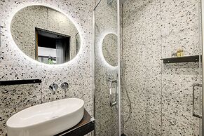 Hôtel Maât Batignolles