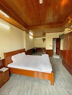 Hotel Nam Song Hau
