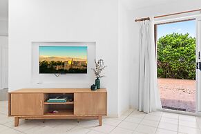 Chic 1-bed Escape With Parking Bridgeman Downs