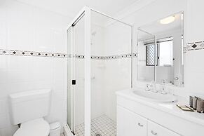 Chic 1-bed Escape With Parking Bridgeman Downs
