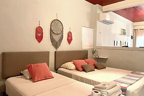 Cozy Apartment w Kitchen Downtown