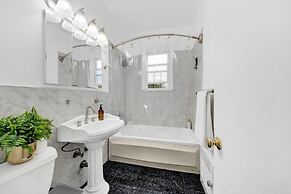 Spacious 3BR Luxe Escape near NYC