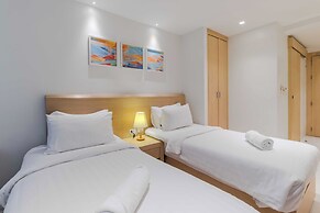 Ocean Breeze1BR Steps from the Sea C244