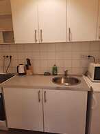 Value 2BR Apt Central City Location