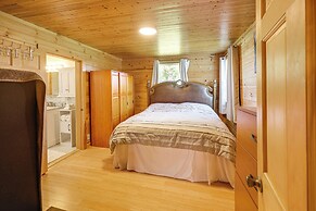 Hike, Ski & Explore: Patten Home w/ Pool Table!