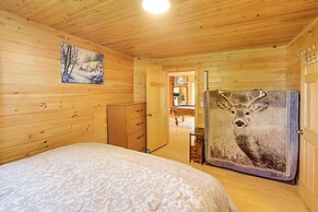 Hike, Ski & Explore: Patten Home w/ Pool Table!
