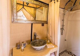 Lantern Luxury Camp