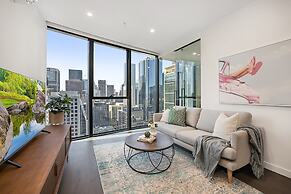 Modern City Apartment With Stunning Views