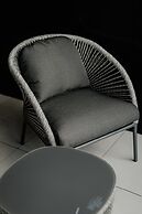 Panoramic Lake View 2-bed With Pool,