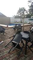 Reina Villa Hotel