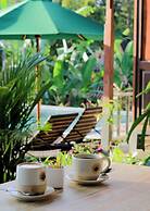 Mina Baturiti Hotel & Resto