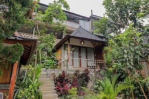 Mina Baturiti Hotel & Resto