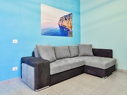 Blue Sky Sorrento apartment