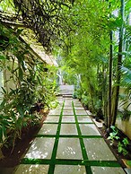 Siboney House by evaddo