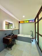 Dalasone Pool Villas