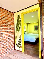 Dalasone Pool Villas