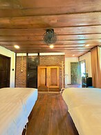 Dalasone Pool Villas