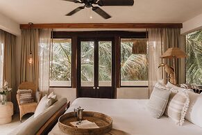 Casa Chukum 4BR by Aldea Canzul