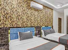 Hotel Bhavya Regency