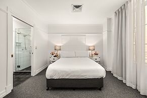 Studio Stay in Brisbane CBD Hotel Building