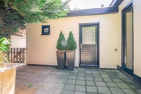 Charming Holiday Home for 2 People