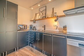 Charming Holiday Home for 2 People