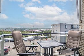 2 Person Apartment With Island View