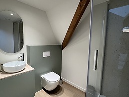 Inviting Apartment in Bree With Terrace
